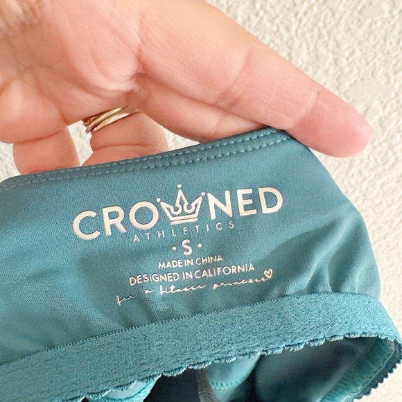 Crowned Athletics CELTIC KNOT ATHLETIC TANK - Picture 5 of 5